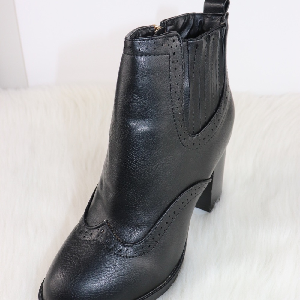 ROUND TOE OXFORD BOOTIES. - Picture 7 of 8